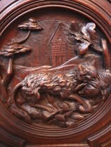 Hunting style Vaisselier cabinet