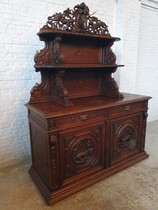 Hunting style Vaisselier cabinet