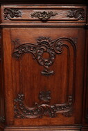 Liege style (Louis XV) Vitrine (Display cabinet)