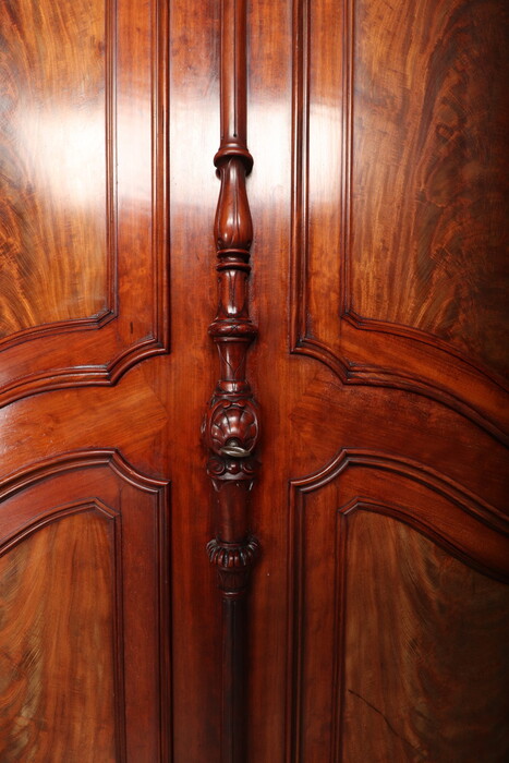 Louis Philip Armoire