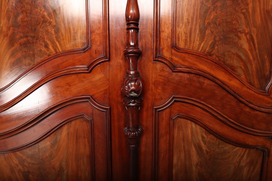 Louis Philip Armoire
