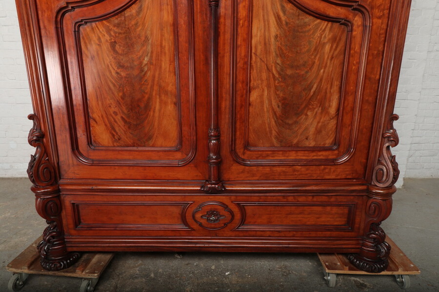 Louis Philip Armoire