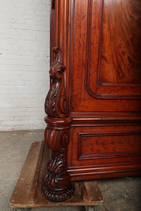 Louis Philip Armoire