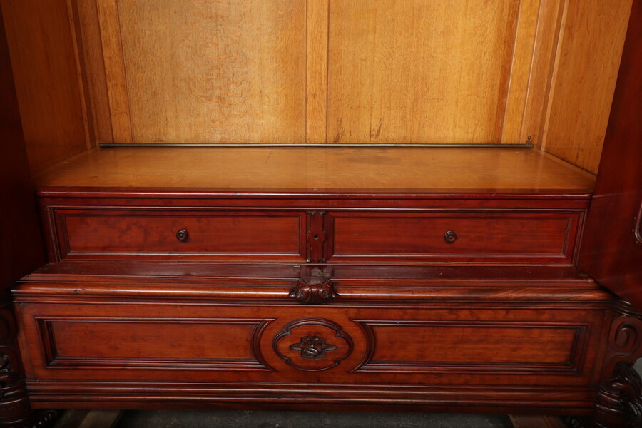 Louis Philip Armoire