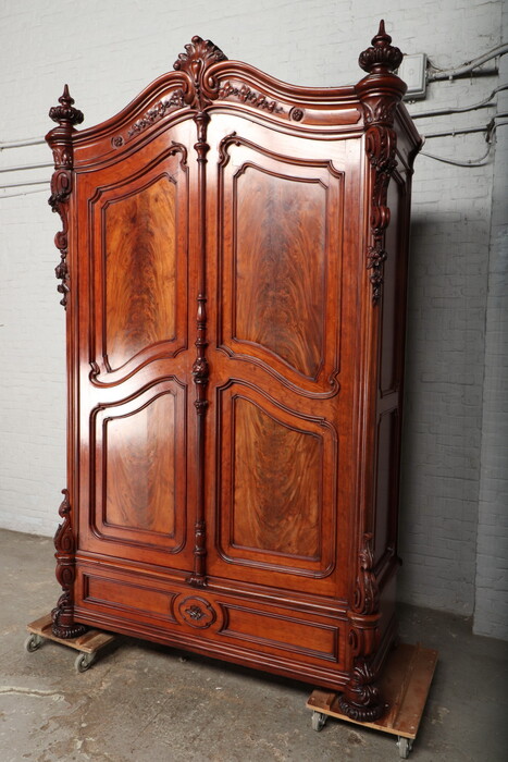 Louis Philip Armoire