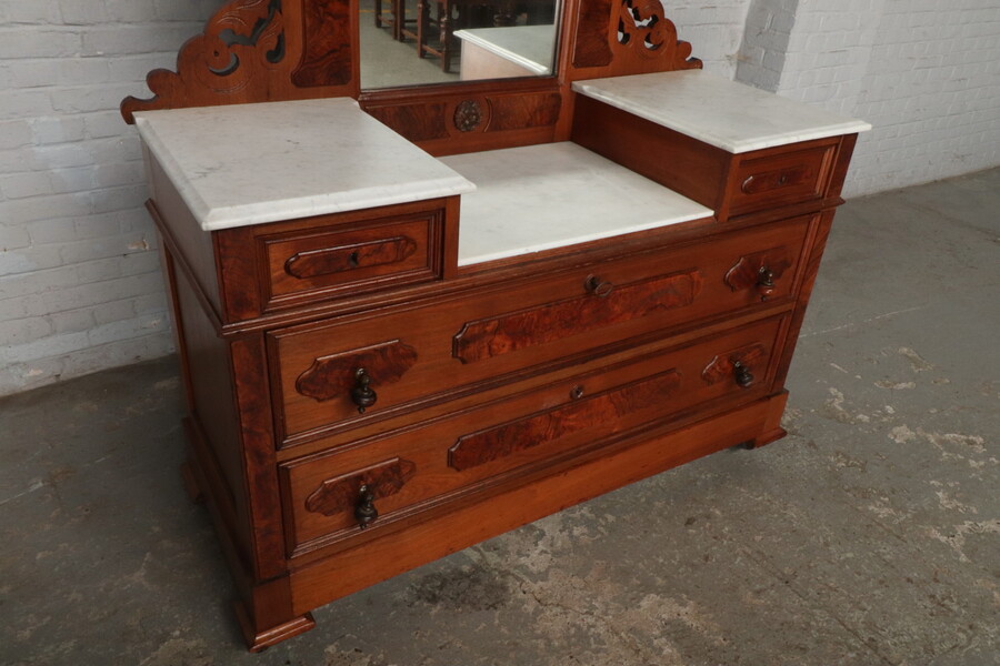 Louis Phillip Console