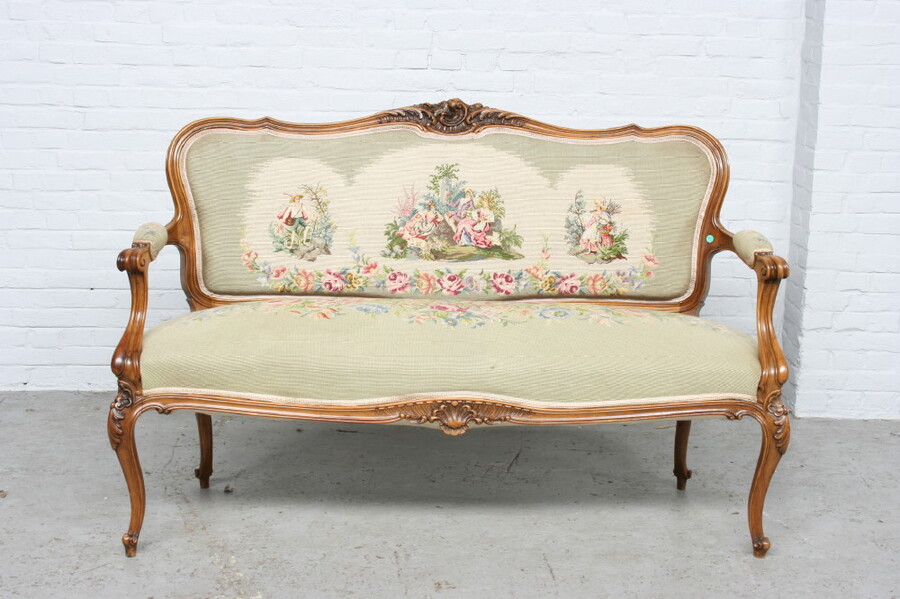 Louis XV Bench