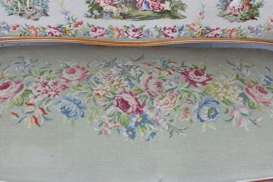 Louis XV Bench