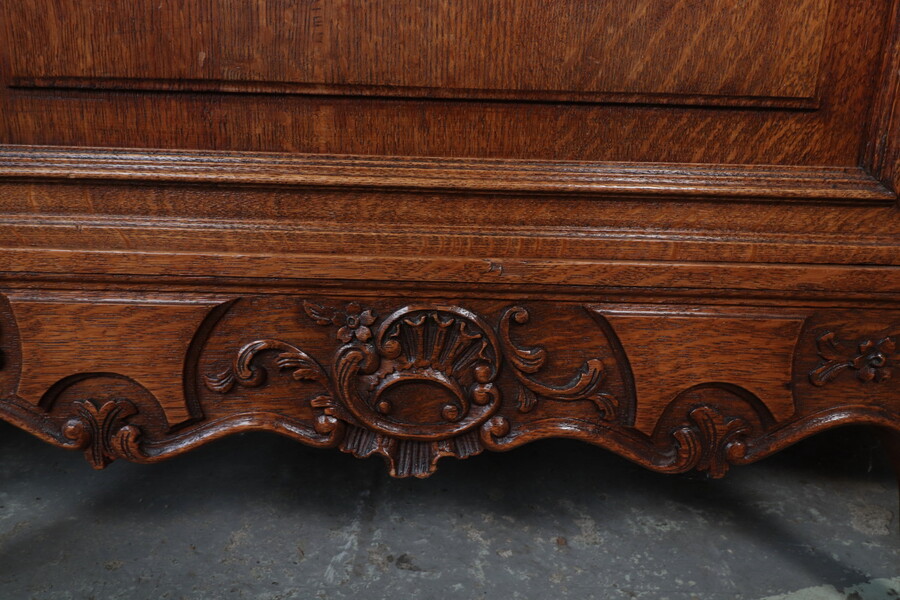 Louis XV Buffets (Cabinets)