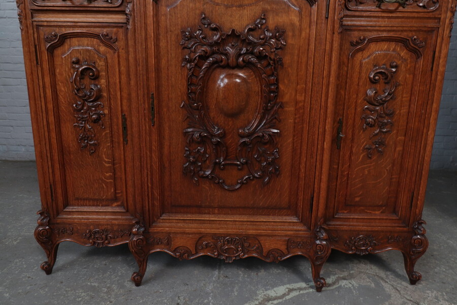 Louis XV Buffets (Cabinets)