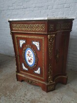 Louis XV Cabinet