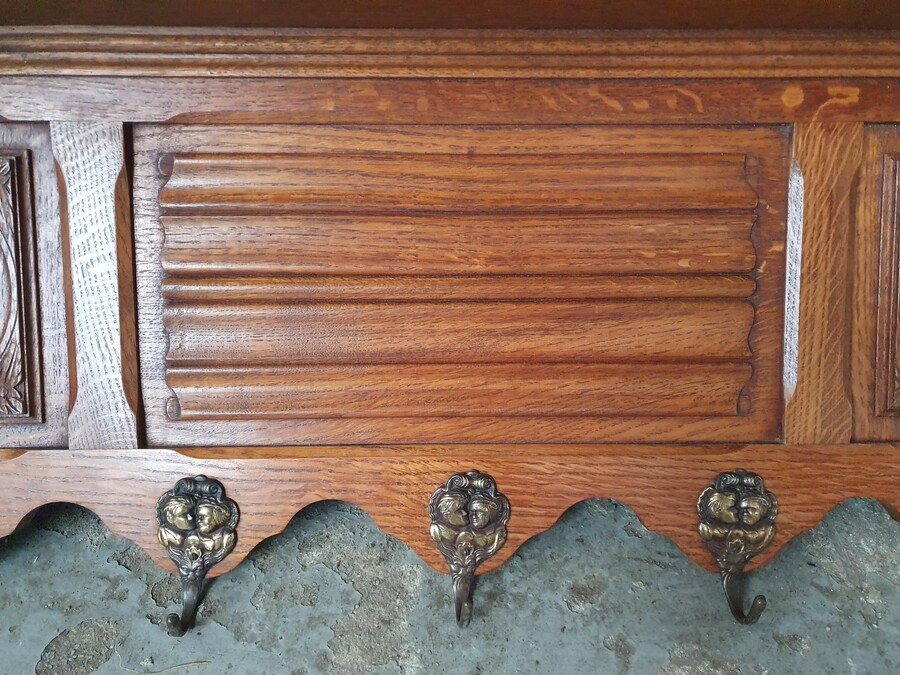 Louis XV Coatrack (large)