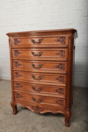 Louis XV (Country French) Chest of Drawers (Large)