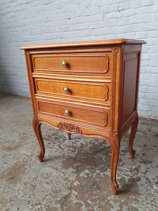 Louis XV (Country French) Nightstands (Pair)