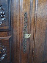 Louis XV (Country French) Vaisselier cabinet