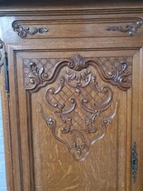 Louis XV (Liege style) Vaisselier cabinet