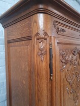 Louis XV (Liege style) Vaisselier cabinet
