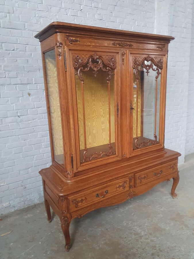 Louis XV (Liege style) Vitrine (Display Cabinet)