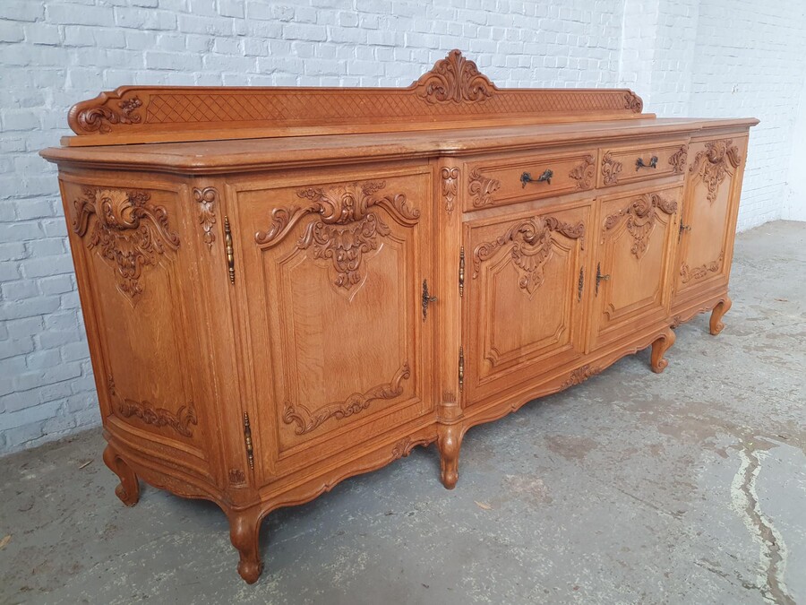 Louis XV  Sideboard