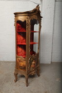 Louis XV (Vernis Martin) Vitrine (Display Cabinet)