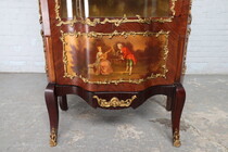 Louis XV (Vernis Martin) Vitrine (Display Cabinet)