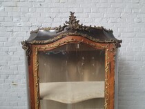 Louis XV (Vernis Martin) Vitrine (Display Cabinet)