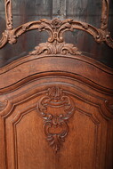 Louis XV Vitrine (Display Cabinet)