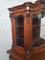 Louis XV Vitrine (Display Cabinet)