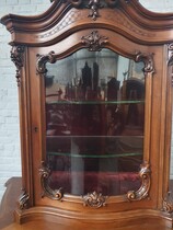 Louis XV Vitrine (Display Cabinet)
