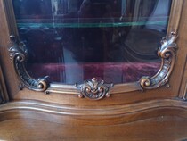 Louis XV Vitrine (Display Cabinet)