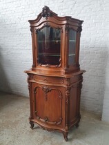 Louis XV Vitrine (Display Cabinet)