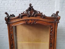 Louis XV Vitrine (Display Cabinet)