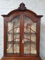 Louis XV Vitrine (Display Cabinet)