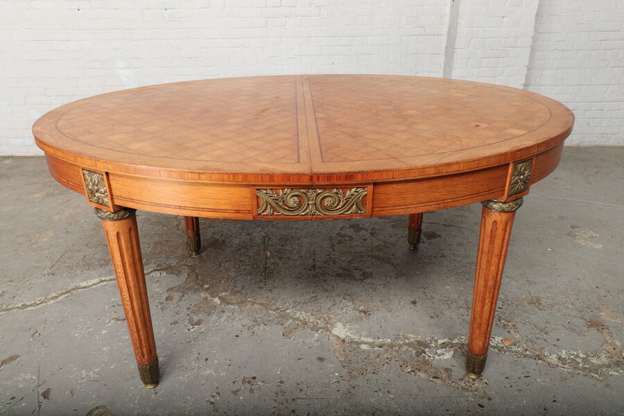 Louis XVI/ Art Deco Table +  6 chairs