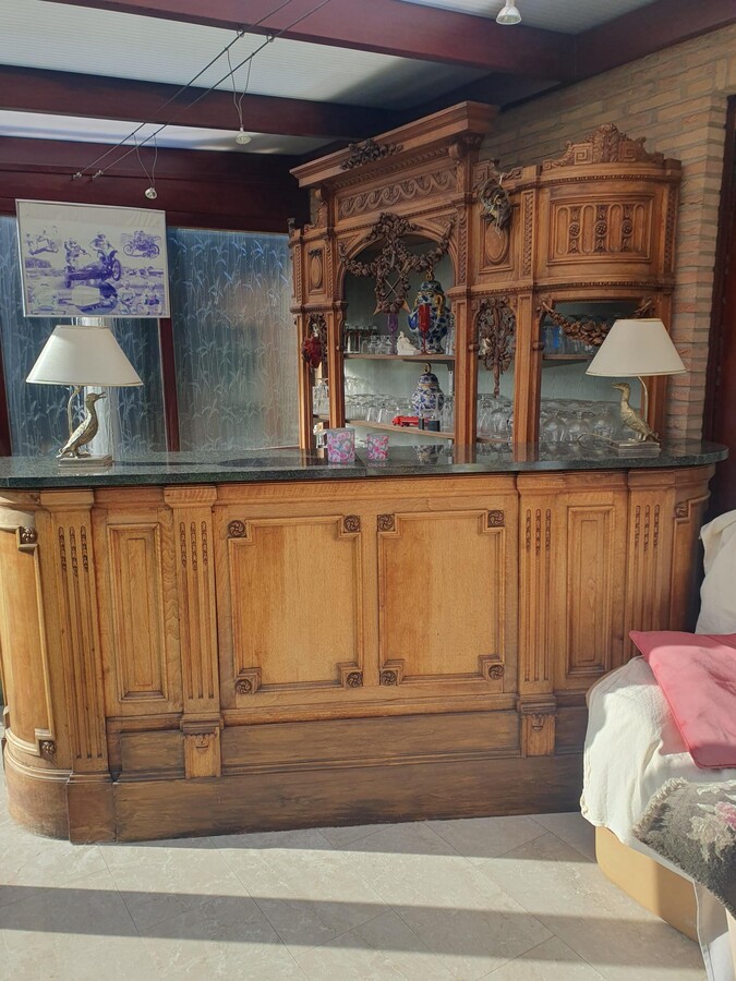 Louis XVI Bar and backbar (large)