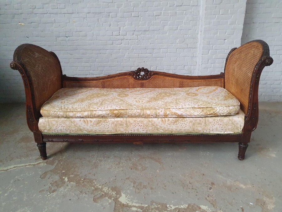 Louis XVI Bench
