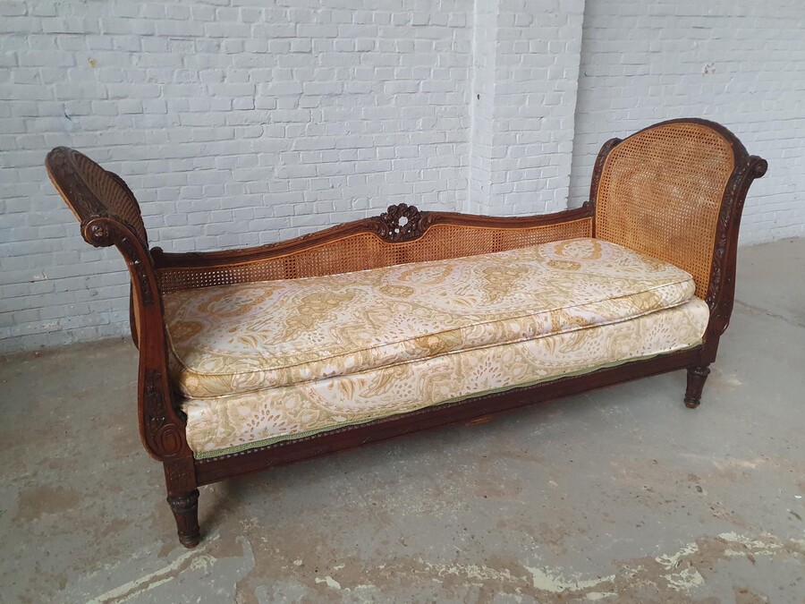 Louis XVI Bench