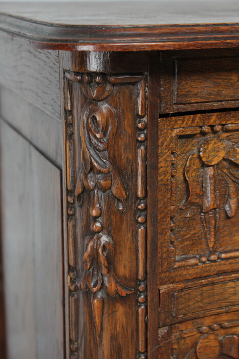 Louis XVI Chest of Drawers