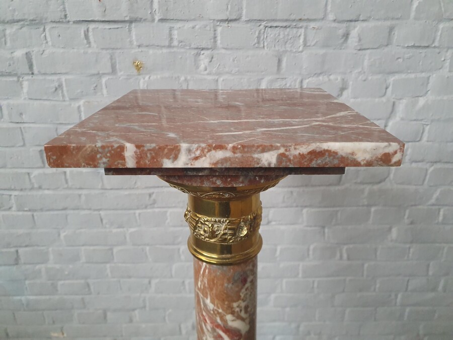 Louis XVI column (large)