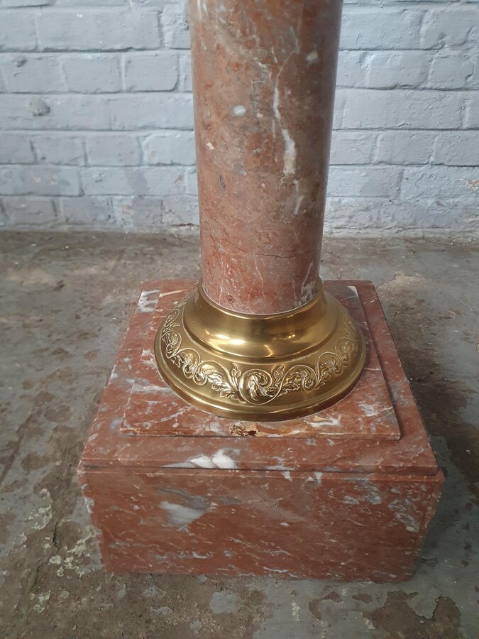 Louis XVI column (large)