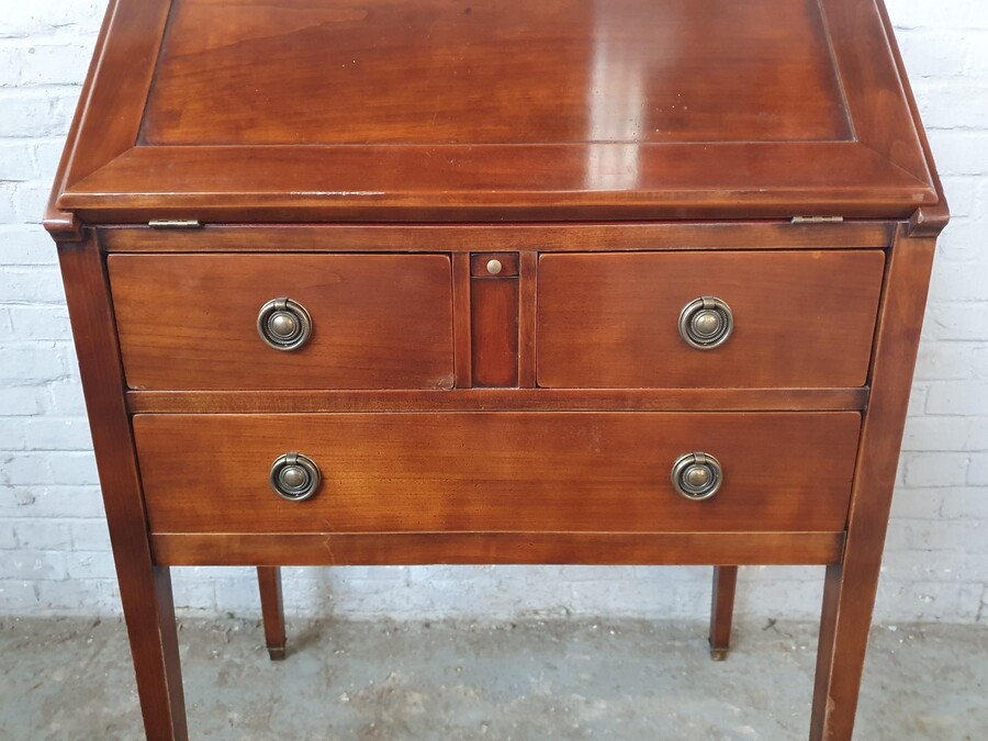 Louis XVI Secretary desk