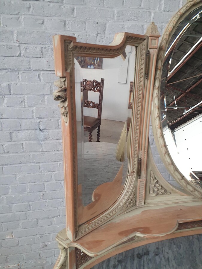 Louis XVI vanity