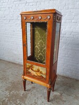 Louis XVI Vitrine (Display Cabinet)