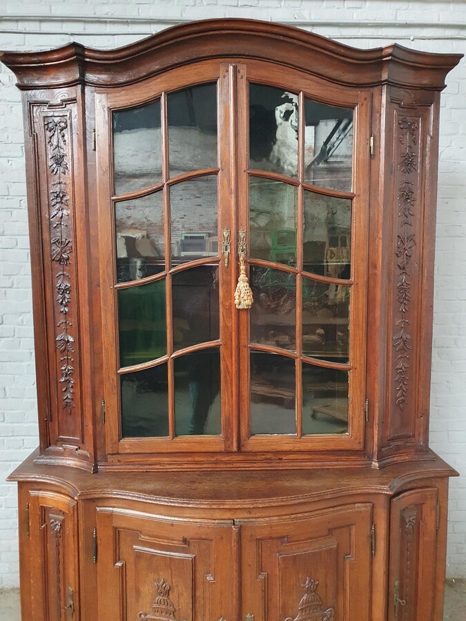 Louis XVI Vitrine (Display Cabinet)