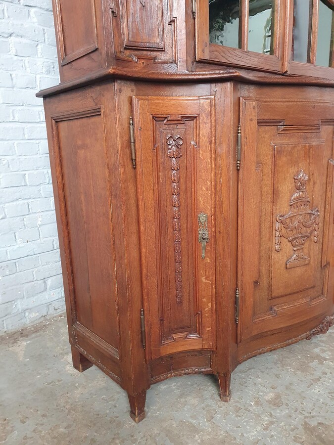 Louis XVI Vitrine (Display Cabinet)