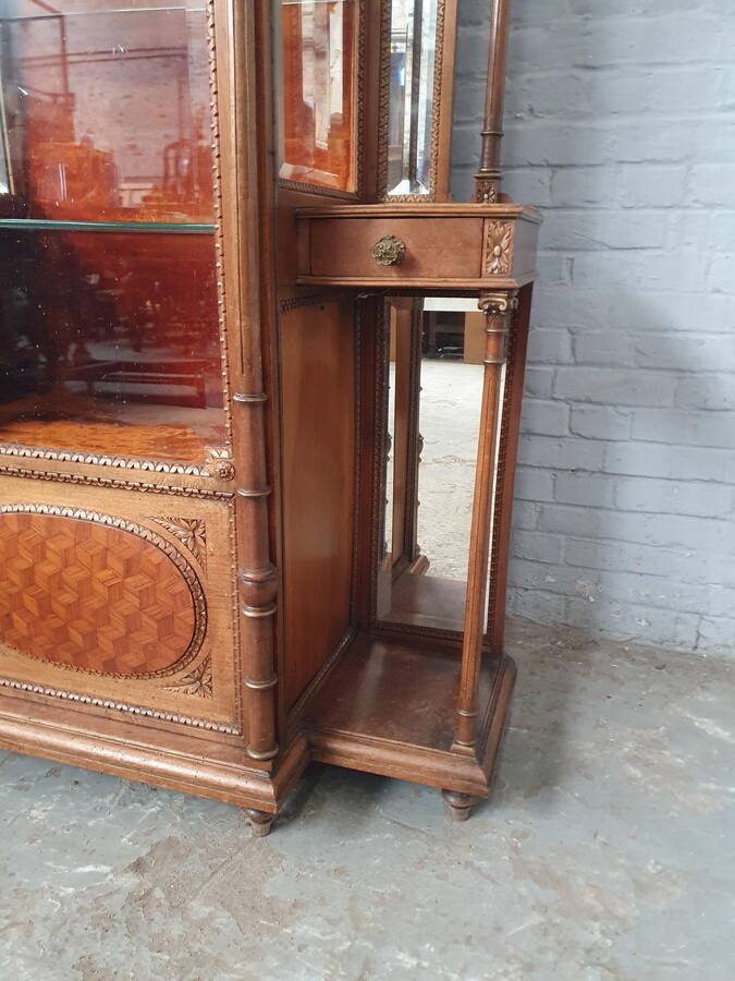 Louis XVI Vitrine (Display Cabinet)