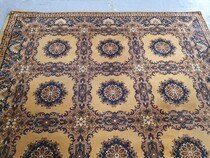 Oriental carpet  (Rug)