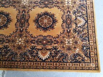 Oriental carpet  (Rug)