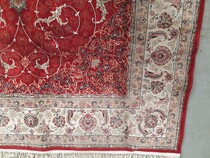 Oriental carpet  (Rug)