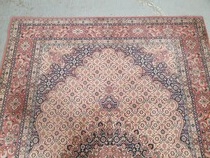 Oriental carpet  (Rug)